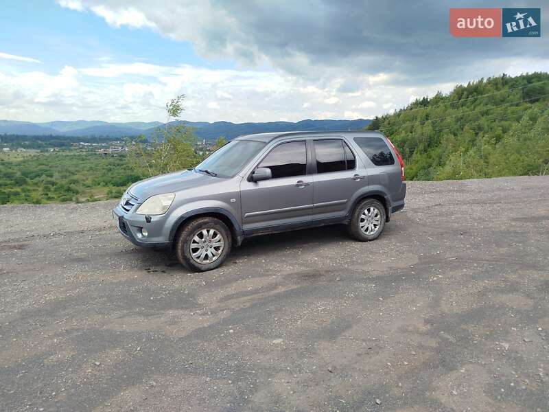 Внедорожник / Кроссовер Honda CR-V 2005 в Стрые