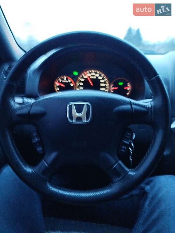 Внедорожник / Кроссовер Honda CR-V 2005 в Стрые