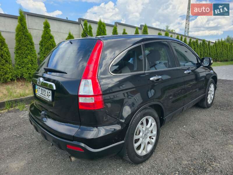 Внедорожник / Кроссовер Honda CR-V 2008 в Ирпене