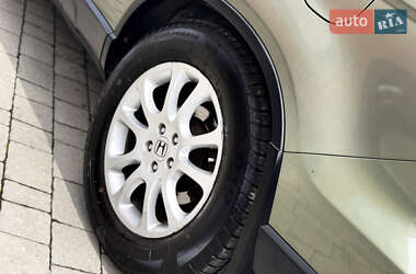 Позашляховик / Кросовер Honda CR-V 2007 в 