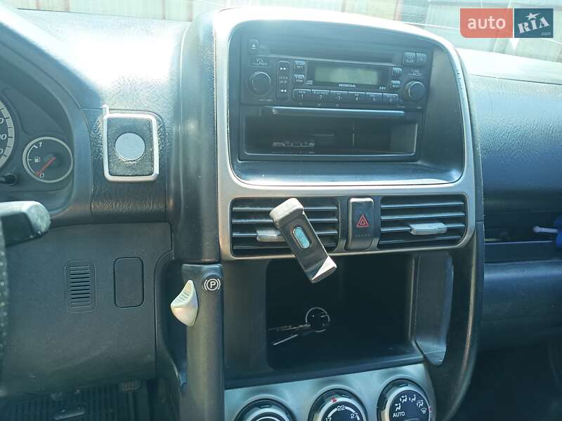 Внедорожник / Кроссовер Honda CR-V 2002 в Киеве