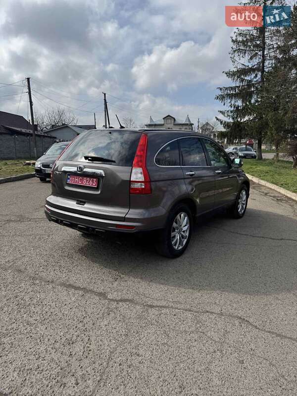 Внедорожник / Кроссовер Honda CR-V 2010 в Черновцах