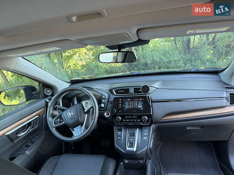 Внедорожник / Кроссовер Honda CR-V 2020 в Харькове