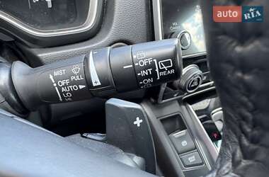 Внедорожник / Кроссовер Honda CR-V 2017 в 
