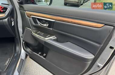 Внедорожник / Кроссовер Honda CR-V 2017 в 