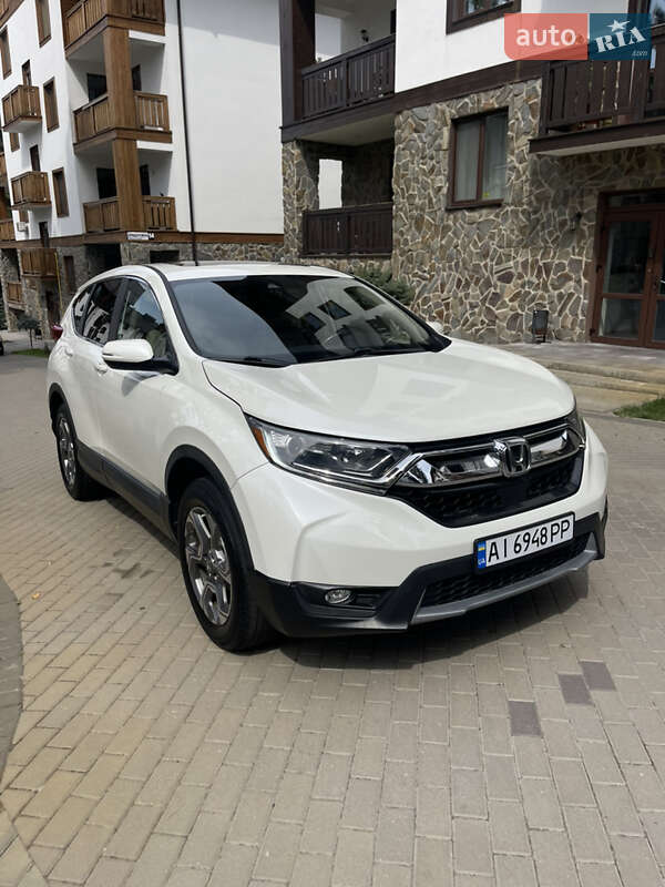 Внедорожник / Кроссовер Honda CR-V 2017 в Киеве