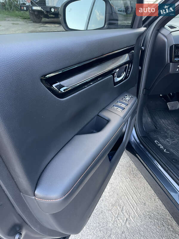 Внедорожник / Кроссовер Honda CR-V 2022 в Луцке