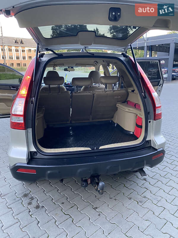Внедорожник / Кроссовер Honda CR-V 2007 в Дрогобыче