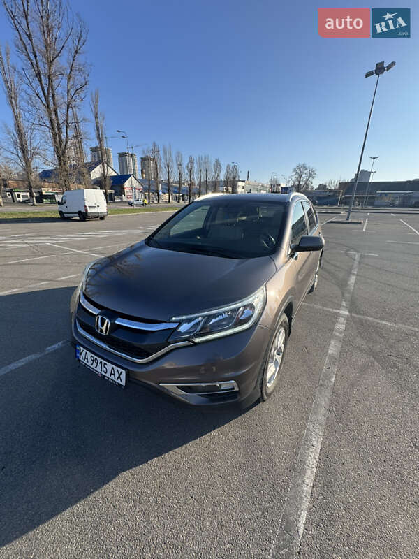 Позашляховик / Кросовер Honda CR-V 2015 в Києві