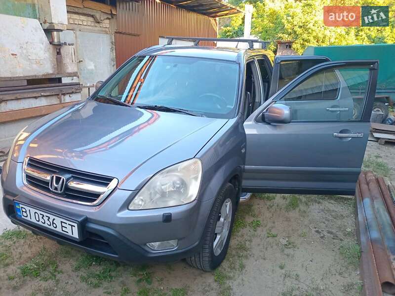 Позашляховик / Кросовер Honda CR-V 2004 в Полтаві
