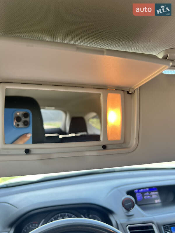 Внедорожник / Кроссовер Honda CR-V 2016 в Змиеве