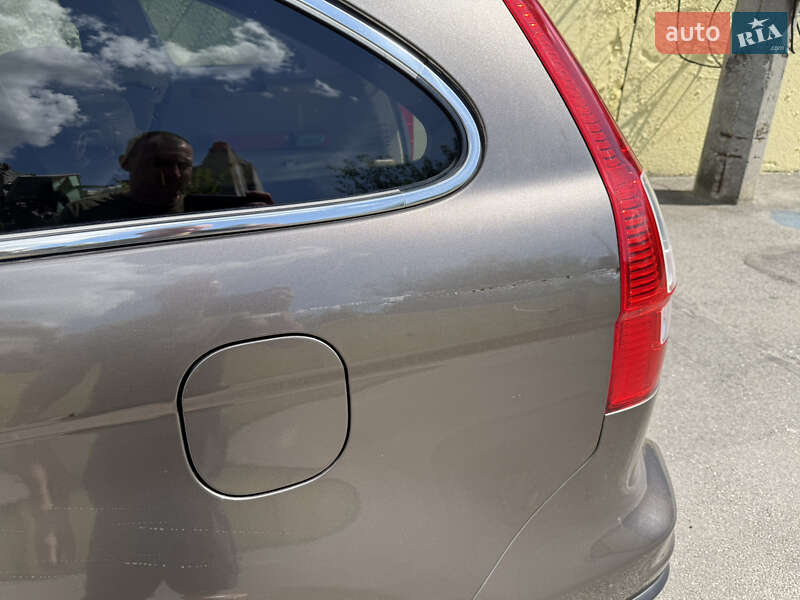 Внедорожник / Кроссовер Honda CR-V 2010 в Харькове