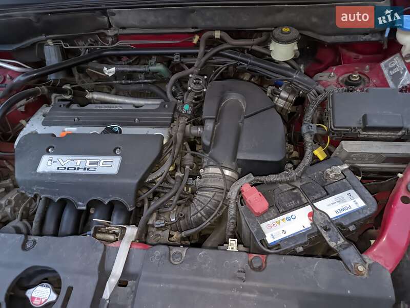 Позашляховик / Кросовер Honda CR-V 2004 в Рені