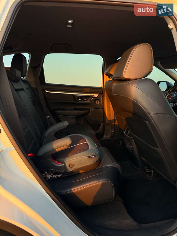 Внедорожник / Кроссовер Honda CR-V 2021 в Одессе