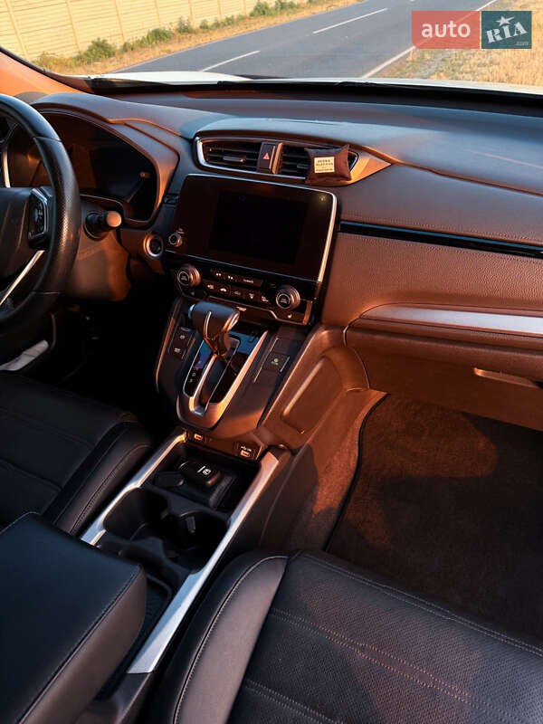 Внедорожник / Кроссовер Honda CR-V 2021 в Одессе