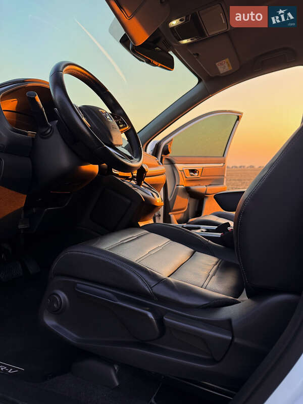 Внедорожник / Кроссовер Honda CR-V 2021 в Одессе