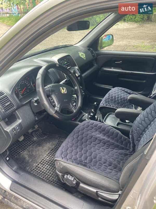 Внедорожник / Кроссовер Honda CR-V 2005 в Львове фото 9 Внедорожник / Кроссовер Honda CR-V 2005 в Львове