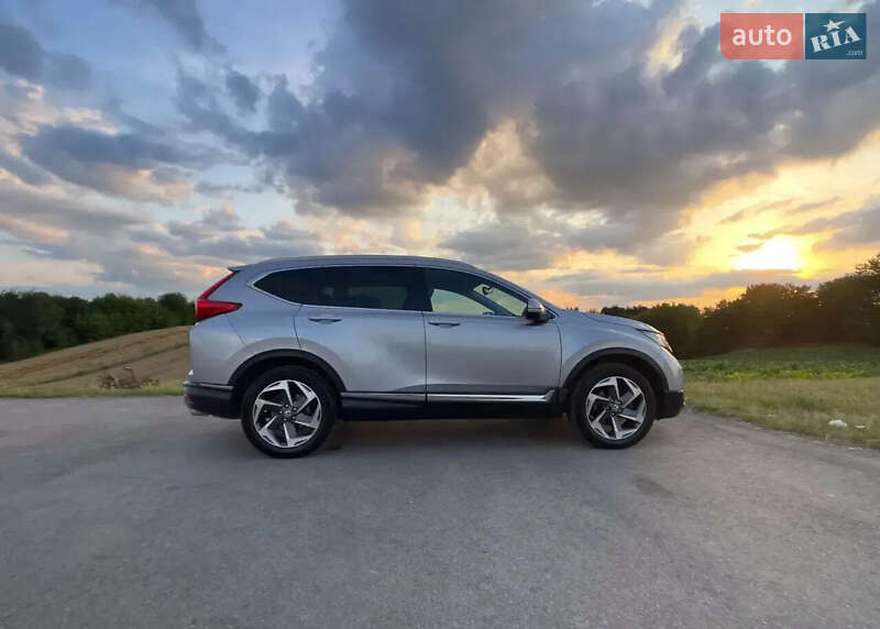 Внедорожник / Кроссовер Honda CR-V 2019 в Львове