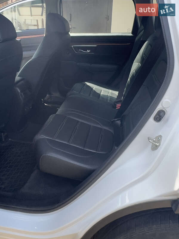 Внедорожник / Кроссовер Honda CR-V 2019 в Дубно