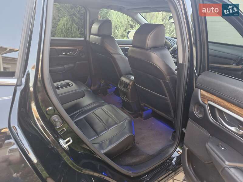 Внедорожник / Кроссовер Honda CR-V 2018 в Одессе