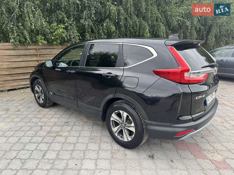 Внедорожник / Кроссовер Honda CR-V 2017 в Киеве