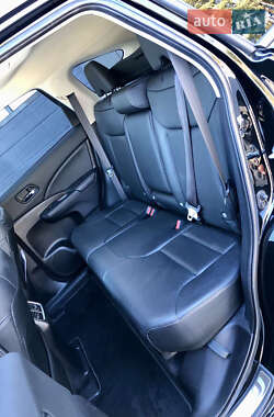 Внедорожник / Кроссовер Honda CR-V 2015 в 