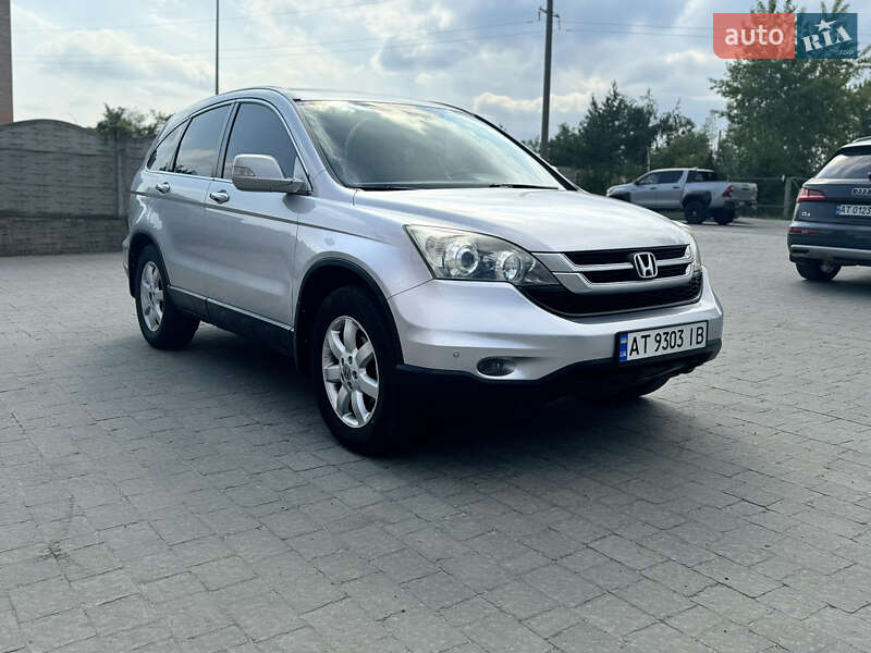 Внедорожник / Кроссовер Honda CR-V 2011 в Ивано-Франковске
