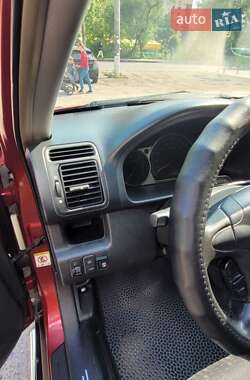 Внедорожник / Кроссовер Honda CR-V 2006 в 