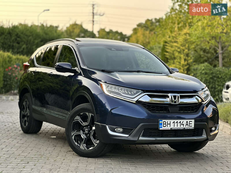 Внедорожник / Кроссовер Honda CR-V 2017 в Одессе