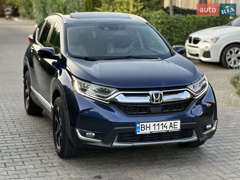 Внедорожник / Кроссовер Honda CR-V 2017 в Одессе