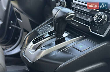Внедорожник / Кроссовер Honda CR-V 2017 в 