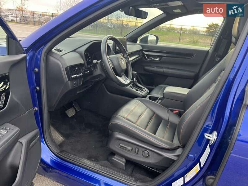 Внедорожник / Кроссовер Honda CR-V 2022 в Киеве