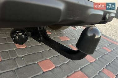 Внедорожник / Кроссовер Honda CR-V 2010 в 