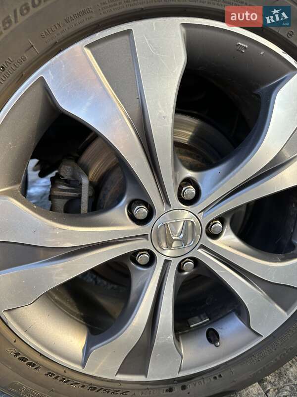 Внедорожник / Кроссовер Honda CR-V 2013 в Тячеве