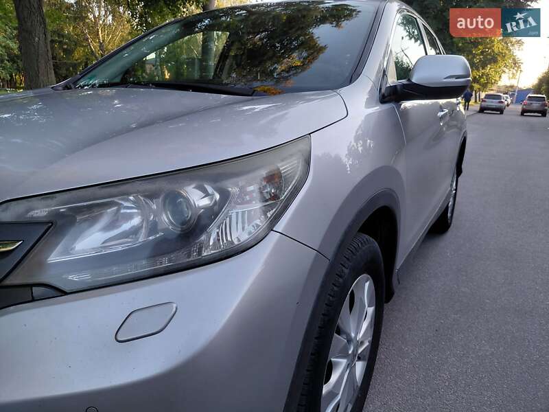 Внедорожник / Кроссовер Honda CR-V 2014 в Виннице