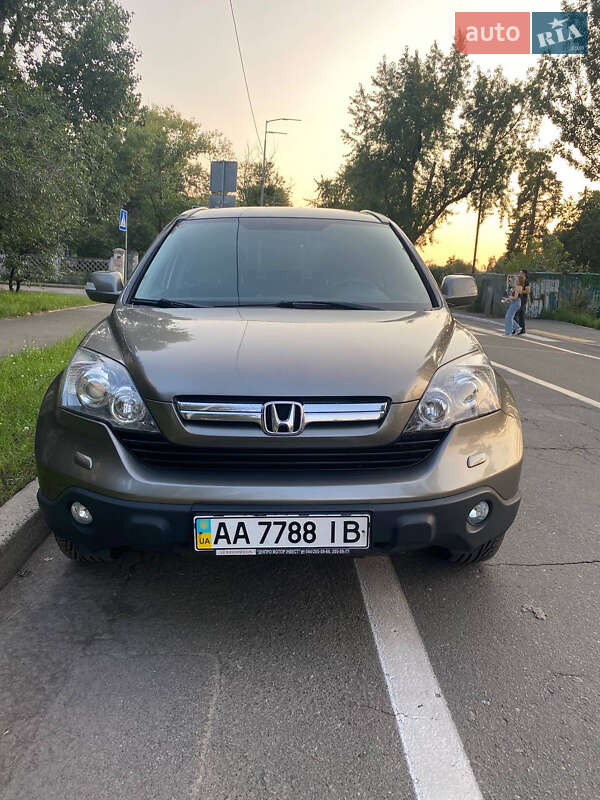 Внедорожник / Кроссовер Honda CR-V 2008 в Киеве