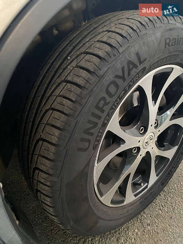 Внедорожник / Кроссовер Honda CR-V 2008 в Киеве
