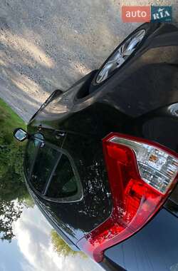 Внедорожник / Кроссовер Honda CR-V 2013 в 