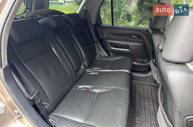 Внедорожник / Кроссовер Honda CR-V 2005 в 