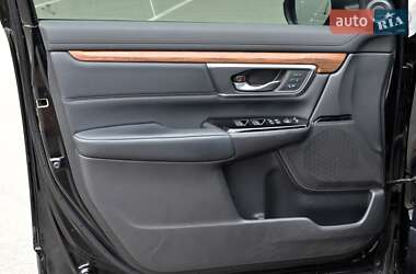 Внедорожник / Кроссовер Honda CR-V 2019 в 