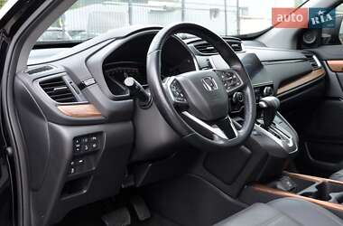 Внедорожник / Кроссовер Honda CR-V 2019 в 