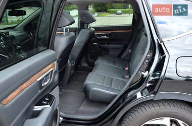 Внедорожник / Кроссовер Honda CR-V 2019 в 