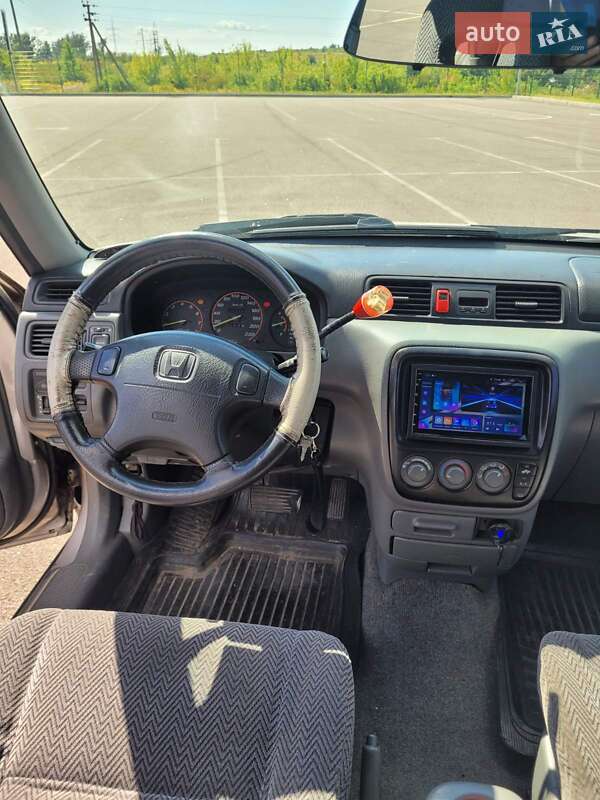 Внедорожник / Кроссовер Honda CR-V 1998 в Ровно