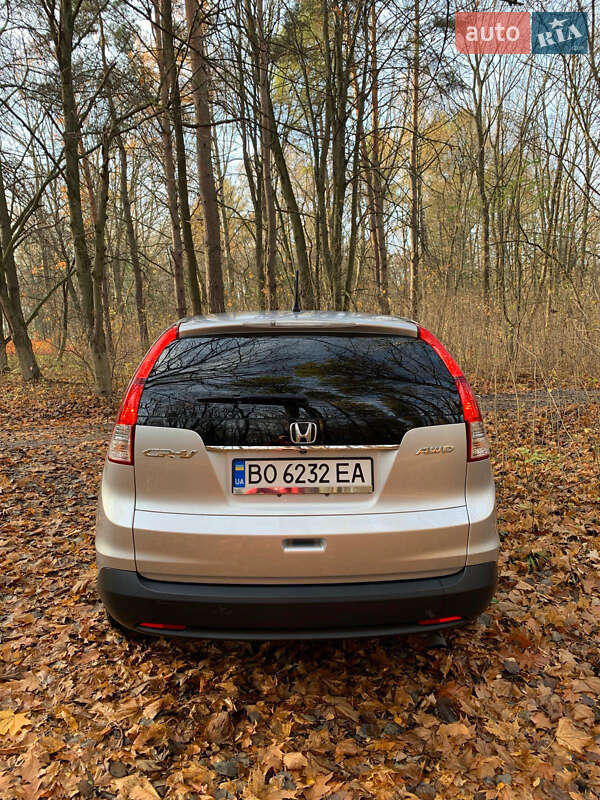 Внедорожник / Кроссовер Honda CR-V 2013 в Бучаче