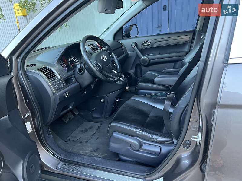 Внедорожник / Кроссовер Honda CR-V 2011 в Киеве