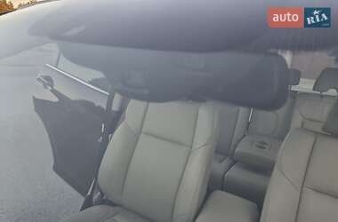 Позашляховик / Кросовер Honda CR-V 2013 в 