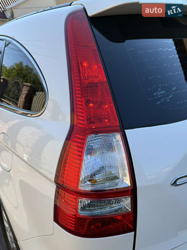 Внедорожник / Кроссовер Honda CR-V 2011 в Тернополе