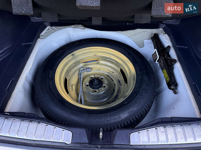 Внедорожник / Кроссовер Honda CR-V 2011 в Тернополе