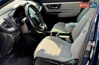 Внедорожник / Кроссовер Honda CR-V 2018 в 