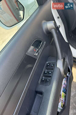 Внедорожник / Кроссовер Honda CR-V 2012 в 